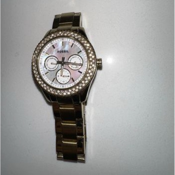 Fossil Gold Watch - Picture 5 of 7